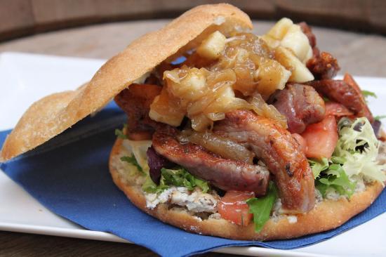 Los Toneles Bar Parrilla Burgos